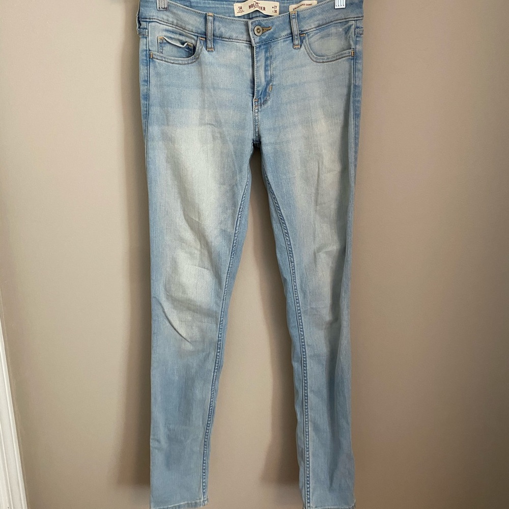 Hollister Low rise super skinny jeans